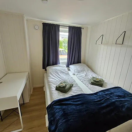 Nedre Lyngvei 7 Gjestgiverier Sortland